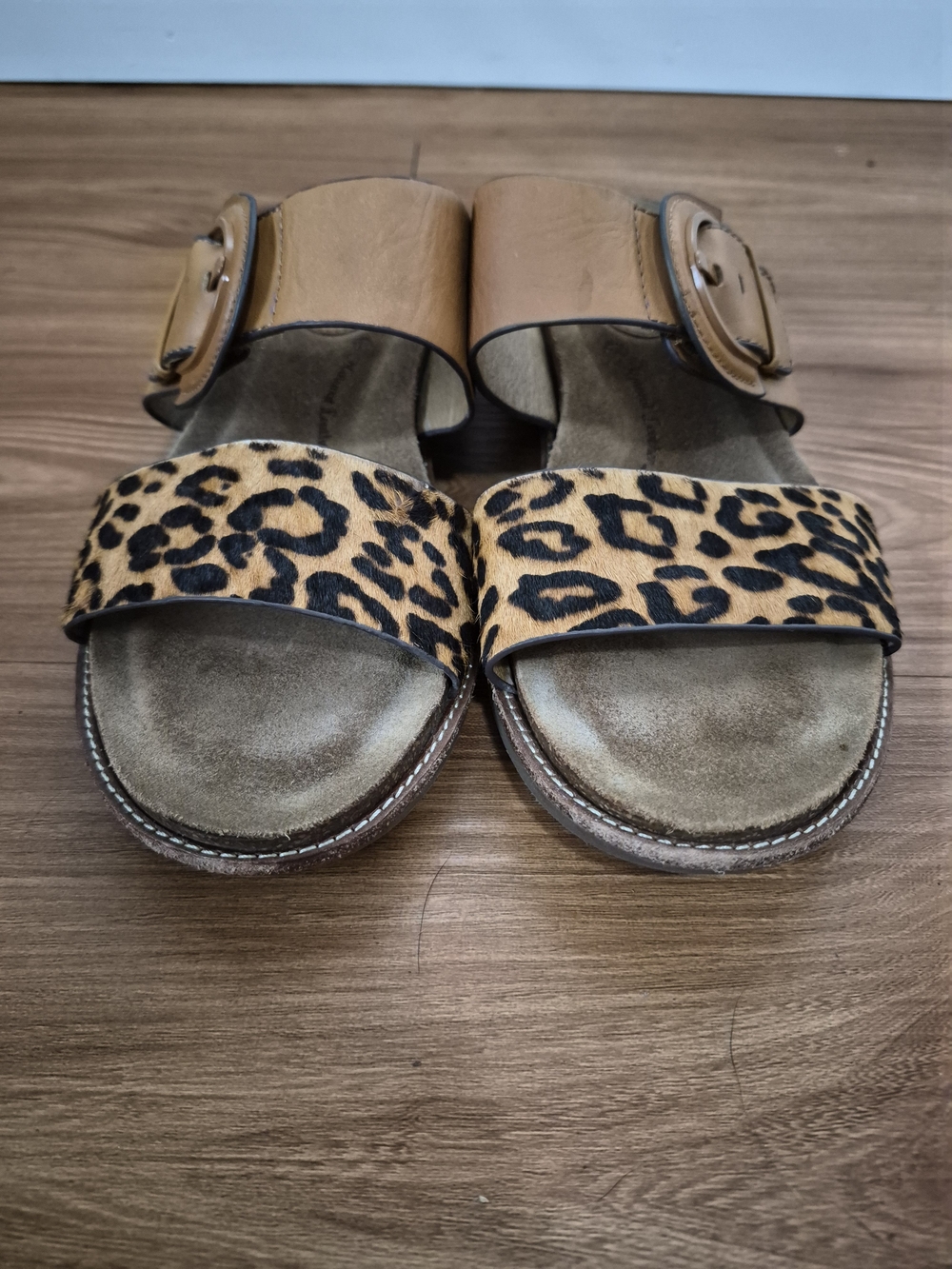 Söfft Leopard & Tan Leather Slide Sandals Size 9 - Picture 2 of 12